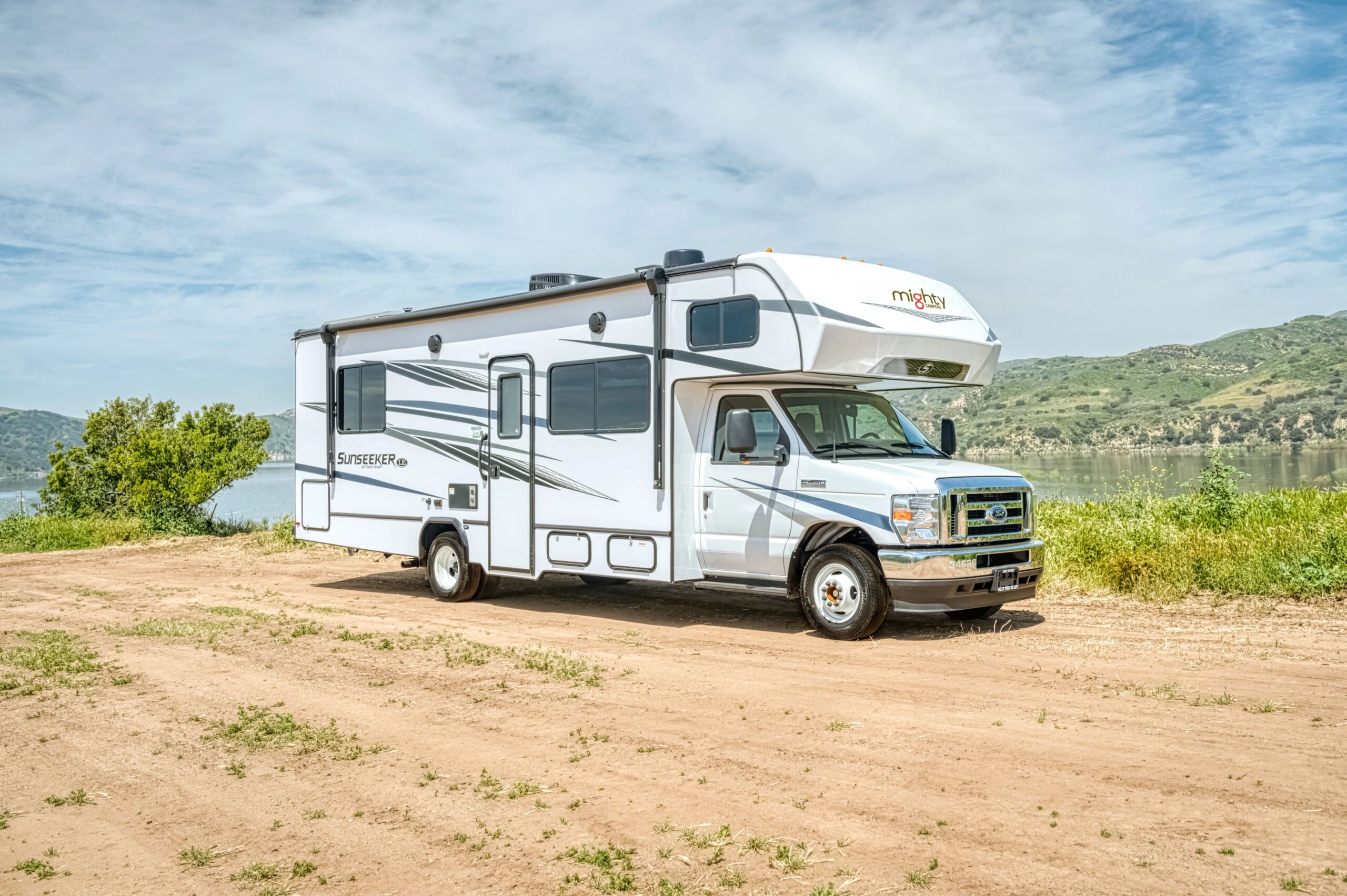 Mighty Class C Large | Campers Amerika