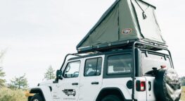 Escape_jeep-camper-exterior-sleeper-rack