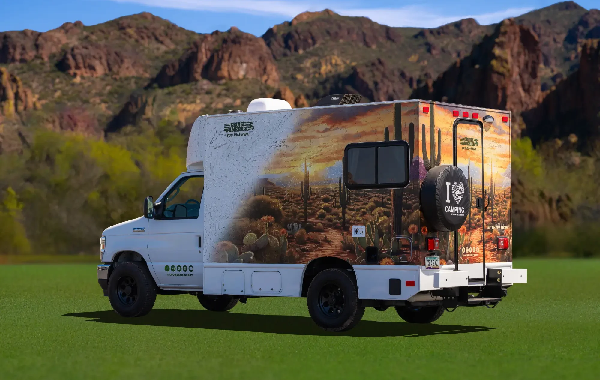 Cruise C18 exterieur uitzicht natuur, zijaanzicht | Campers Amerika